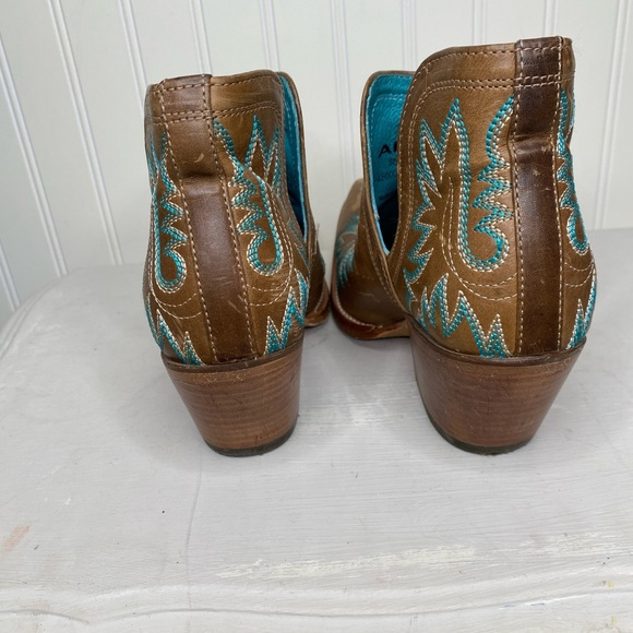 Ariat Brown Leather Ankle Booties with Teal Embroidery 6.5B 2.5” heel - Picture 6 of 8
